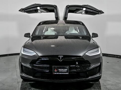 Used 2022 Tesla Model X Plaid image 4