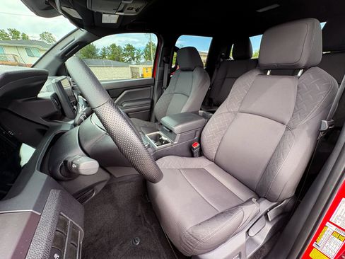Used 2026 Toyota Tacoma SR5 AWD/4WD image 19