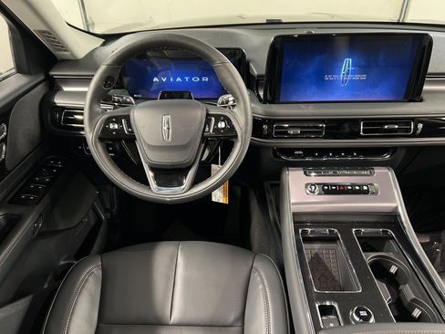 New 2026 Lincoln Aviator AWD image 7