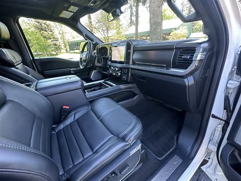 Used 2026 Ford F350 Platinum w/ Tremor Off-Road Package AWD/4WD image 7