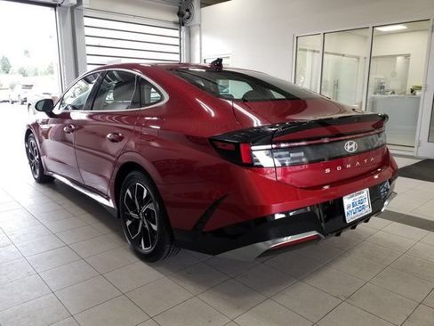 Used 2025 Hyundai Sonata SEL FWD image 18