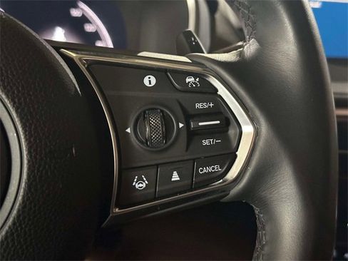 Used 2023 Acura MDX SH-AWD w/ Technology Package image 23