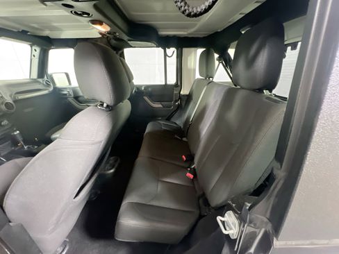 Used 2017 Jeep Wrangler Unlimited Sport w/ Quick Order Package 24S image 20