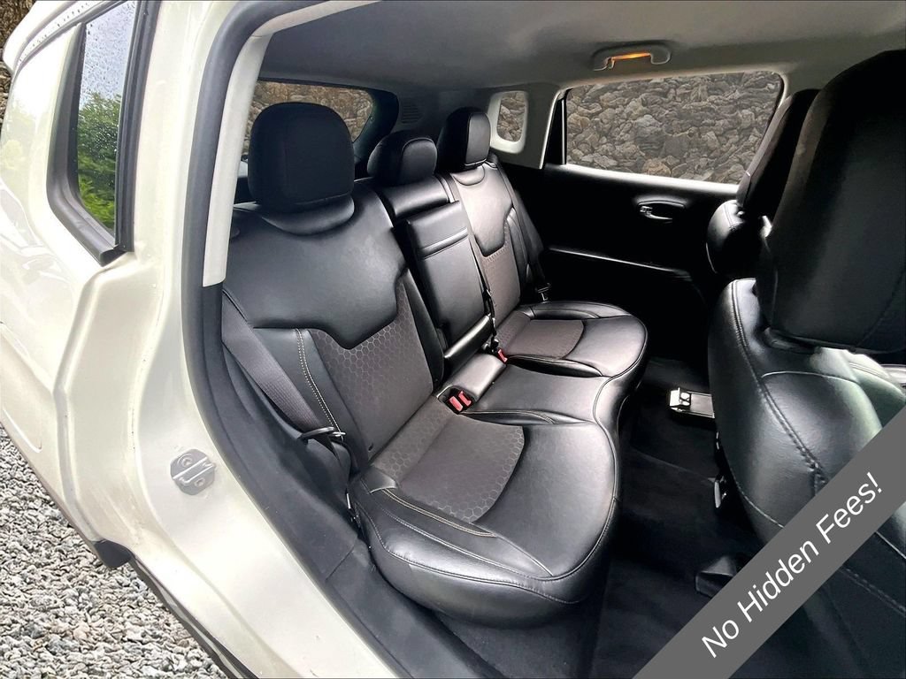 Used 2019 Jeep Compass Latitude w/ Popular Equipment Group AWD/4WD image 18