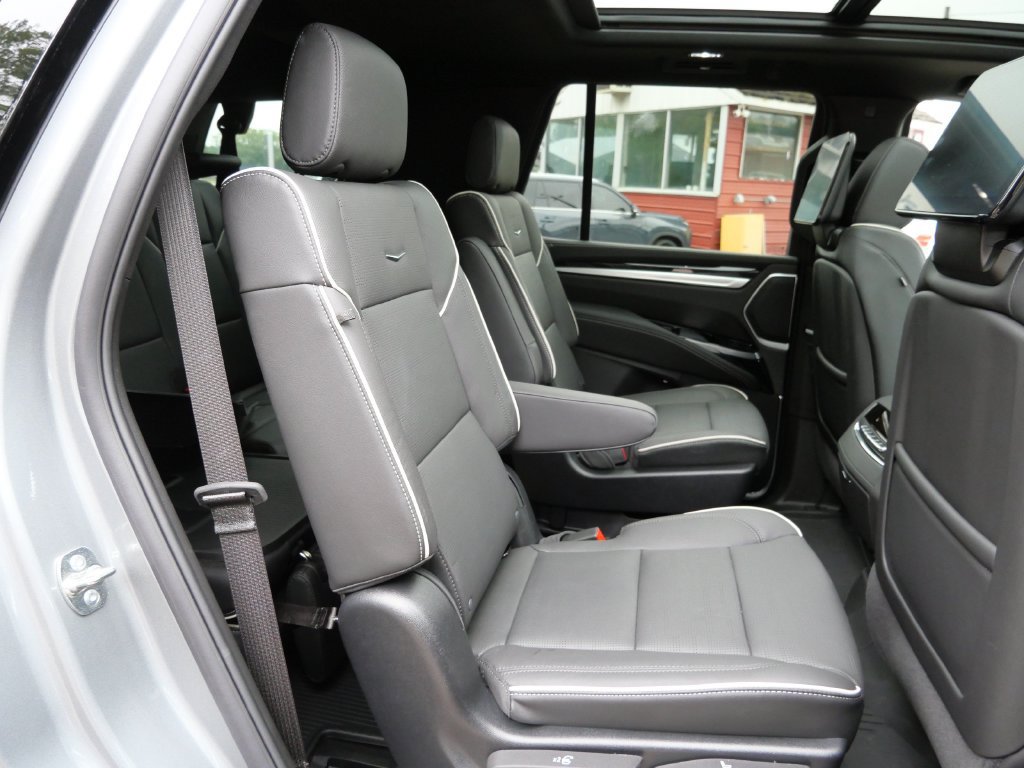 Used 2026 Cadillac Escalade Sport w/ LPO, ONYX Package AWD/4WD image 14