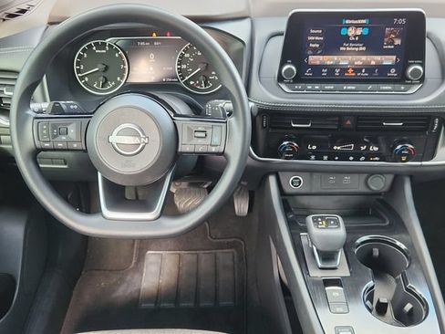 Certified 2023 Nissan Rogue SV FWD image 26