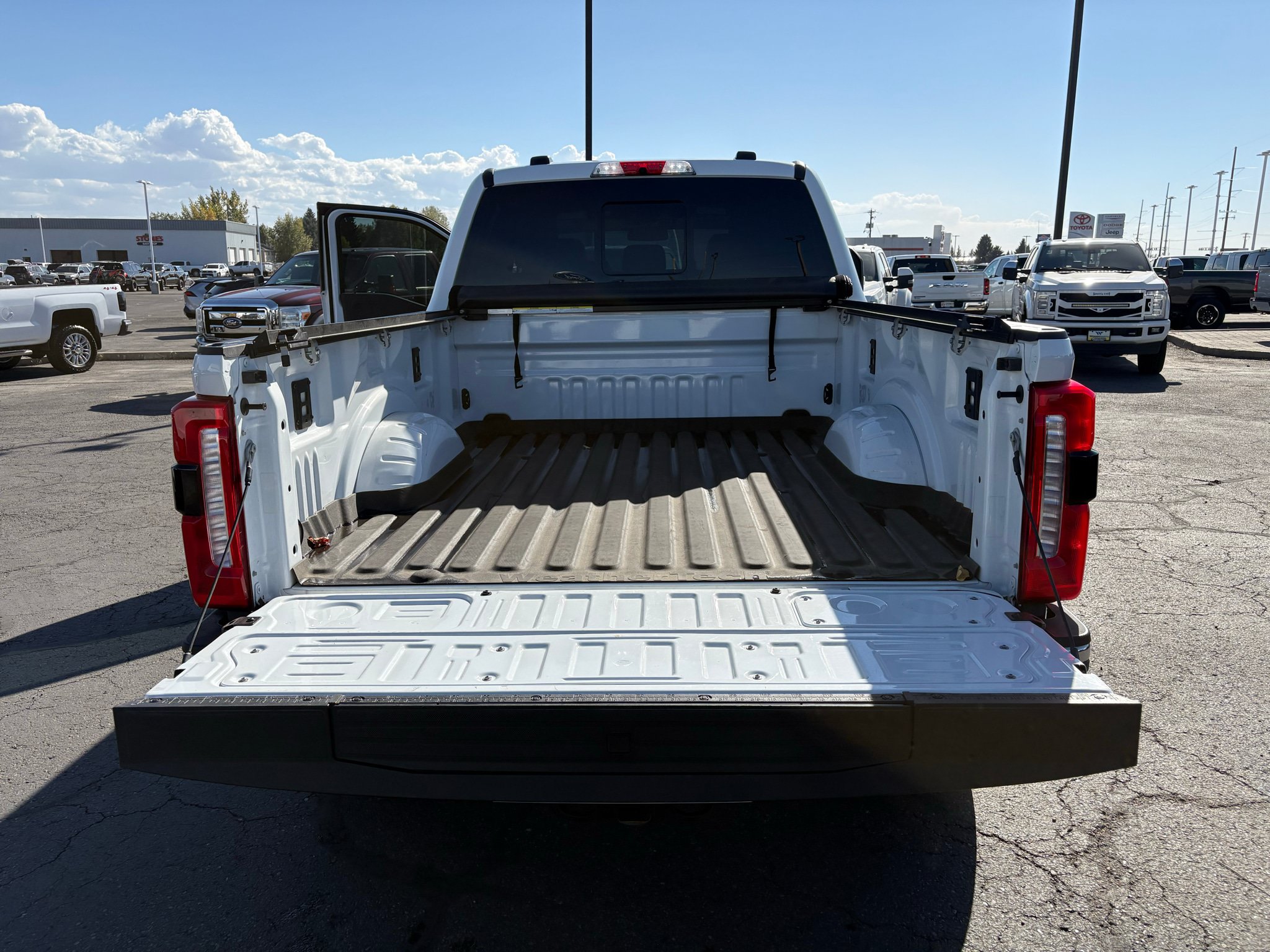 Used 2026 Ford F350 Lariat w/ Lariat Premium Package AWD/4WD image 24