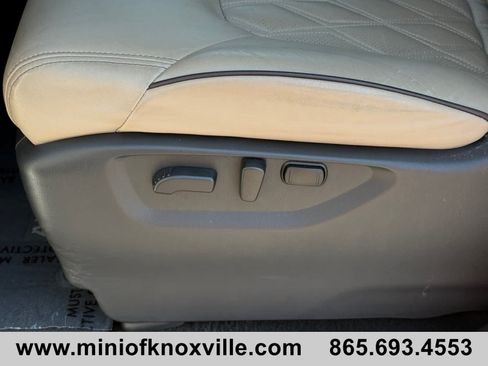 Used 2022 Nissan Armada Platinum w/ Captain's Chairs Package AWD/4WD image 13