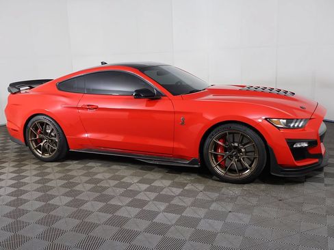 Used 2021 Ford Mustang Shelby GT500 w/ Technology Package RWD image 18