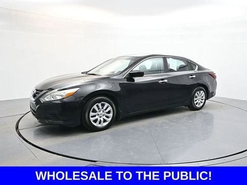 Used 2016 Nissan Altima 2.5 S w/ Power Driver Seat Package FWD image 1