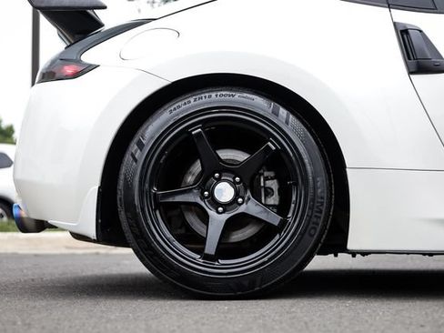 Used 2016 Nissan 370Z Touring RWD image 18