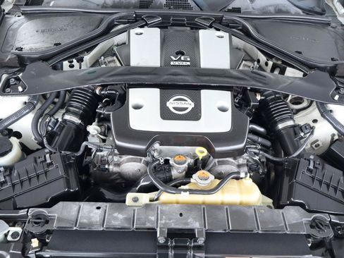 Used 2012 Nissan 370Z Touring w/ Sport Pkg RWD image 37