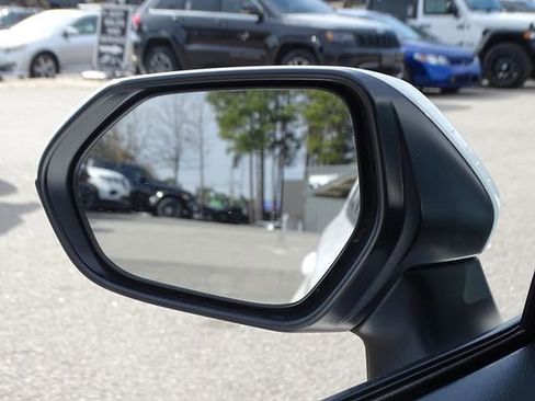 Used 2024 Toyota Corolla LE image 31