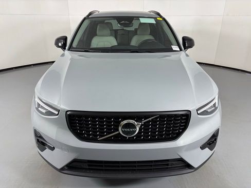 New 2026 Volvo XC40 B4 Plus w/ Protection Package image 4