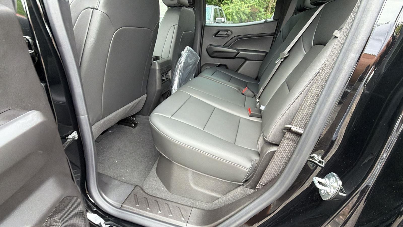 New 2026 Chevrolet Colorado Trail Boss AWD/4WD image 16