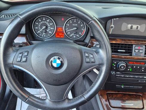 Used 2013 BMW 328i Convertible image 43