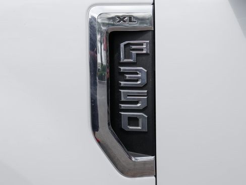 Used 2017 Ford F350 XL w/ Power Equipment Group image 54