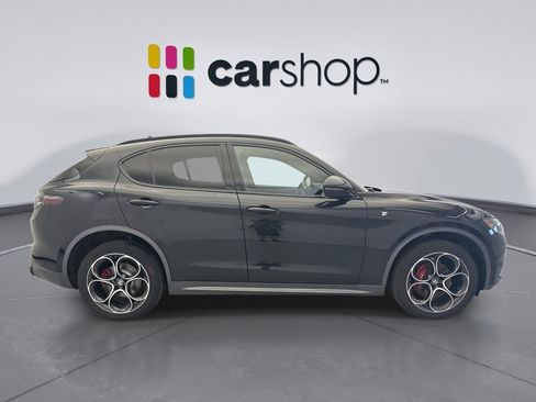 Used 2024 Alfa Romeo Stelvio Ti AWD/4WD image 6