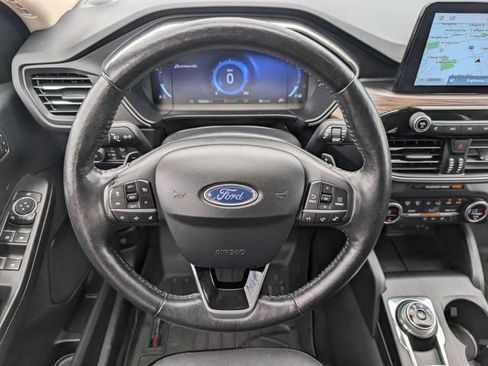 Used 2020 Ford Escape Titanium AWD/4WD image 27