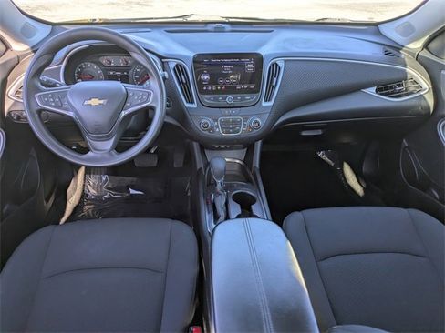 Certified 2025 Chevrolet Malibu LT image 15