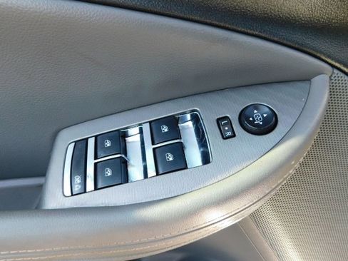 Used 2017 Chevrolet Impala LS image 12