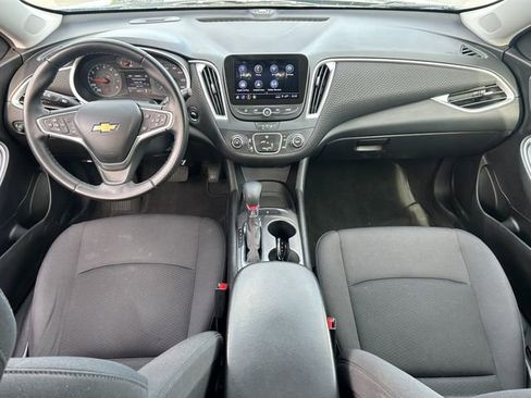 Used 2023 Chevrolet Malibu RS FWD image 30