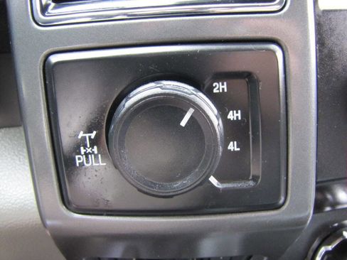 Used 2022 Ford F350 XLT w/ XLT Premium Package image 39