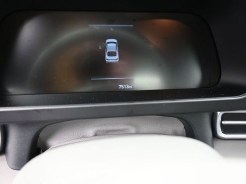 Certified 2025 Hyundai Elantra Sport image 22