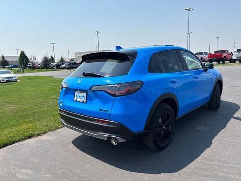 Certified 2026 Honda HR-V Sport image 3