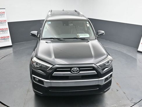 Used 2021 Toyota 4Runner Limited image 11