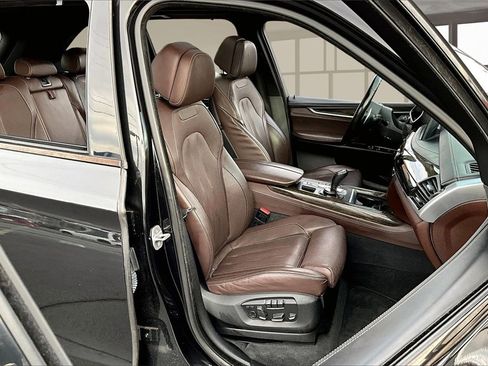 Used 2016 BMW X5 xDrive50i image 7