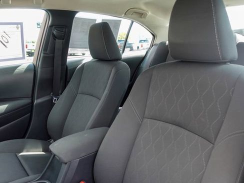 Used 2024 Toyota Corolla LE FWD image 23