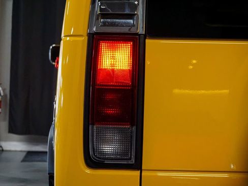 Used 2005 HUMMER H2 *Hummer H2 SUV* *Only 46k Mile w/ Preferred Equipment Group image 67