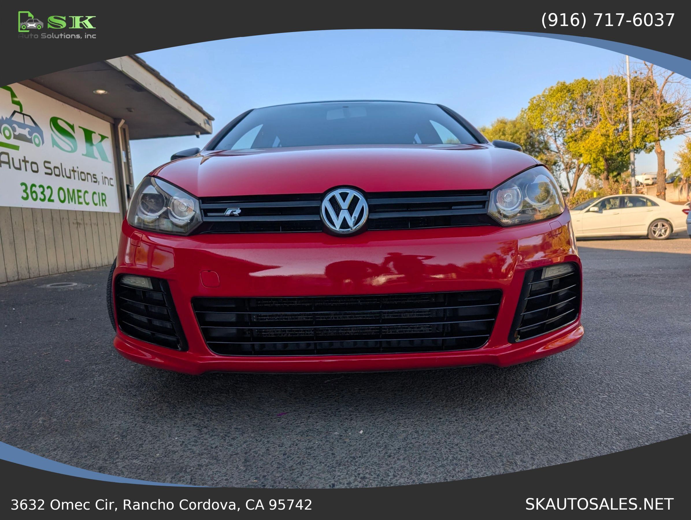 Used 2013 Volkswagen Golf R 4-Door AWD/4WD image 5