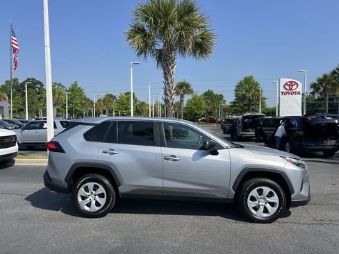 Used 2024 Toyota RAV4 LE AWD/4WD image 11