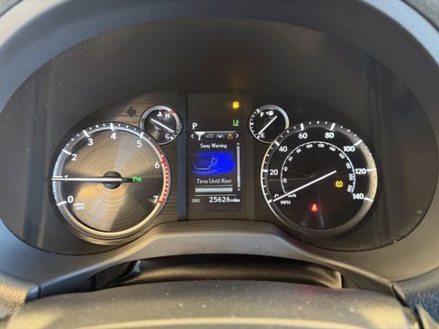 Used 2023 Lexus GX 460 Premium image 17