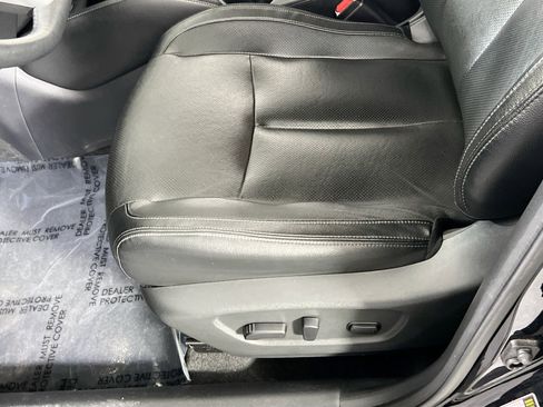 Used 2020 Nissan Rogue SL w/ Premium Package image 19