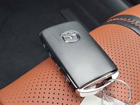 New 2025 MAZDA CX-50 Meridian Edition w/ Weather Package image 29