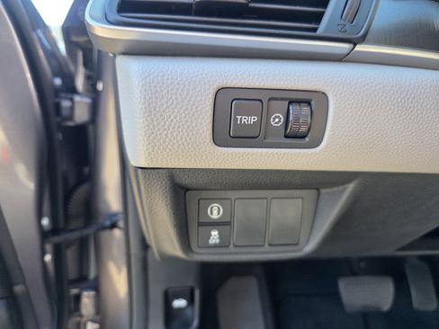 Used 2018 Honda Accord LX image 37