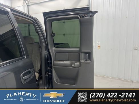 Used 2003 Chevrolet Silverado 2500 LS w/ Skid Plate Package image 9