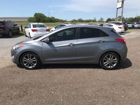 Used 2016 Hyundai Elantra GT w/ Option Group 03 image 1
