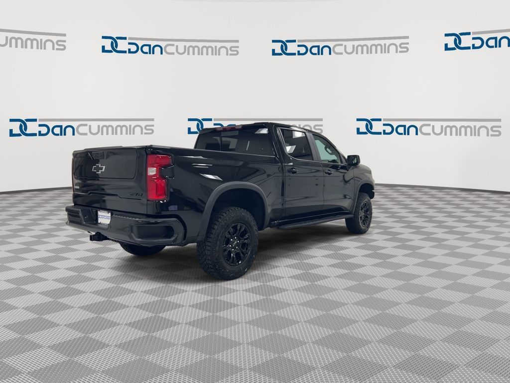 Used 2026 Chevrolet Silverado 1500 ZR2 w/ Dark Appearance Package AWD/4WD image 8