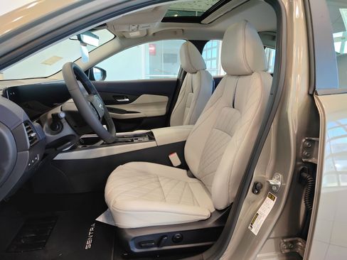 New 2026 Nissan Sentra SL w/ Floor Mat Package FWD image 11
