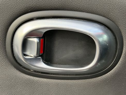 Used 2018 Kia Soul ! w/ Tech Package FWD image 6