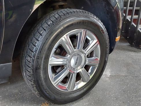 Used 2009 Lincoln MKX 2WD image 22