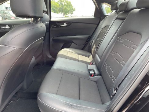 Certified 2022 Kia Forte GT-Line w/ GT-Line Premium Package FWD image 11