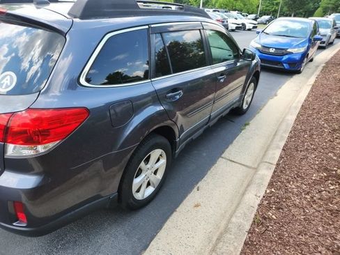 Used 2014 Subaru Outback 2.5i Premium AWD/4WD image 17