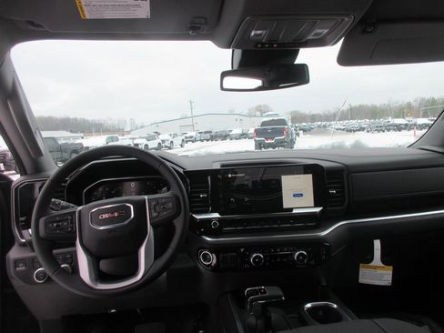 New 2026 GMC Sierra 1500 SLT w/ SLT Convenience Package image 16