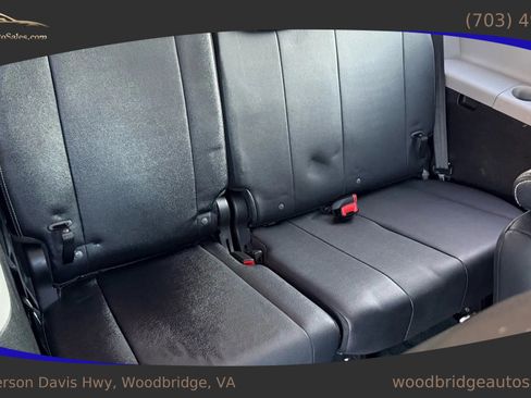 Used 2016 Toyota Sienna SE Premium image 31