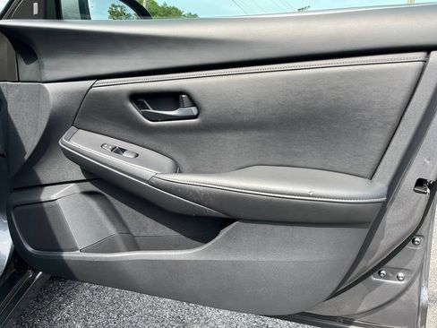 Used 2024 Nissan Sentra S FWD image 33